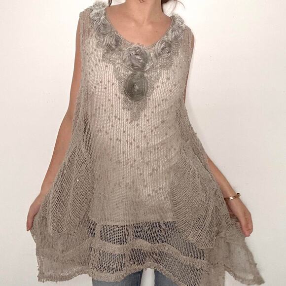 Gorgeous Pretty Angel gray gauzey material poncho - Picture 3 of 8